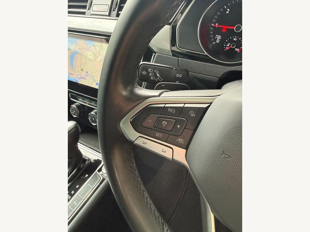 Volkswagen Passat Mk8 Facelift Est 1.5 Tsi 150Ps R-line Evo Grey #24