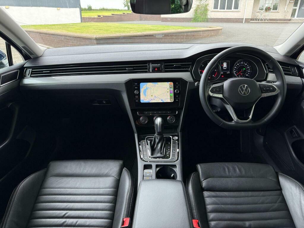 Volkswagen Passat Mk8 Facelift Est 1.5 Tsi 150Ps R-line Evo Grey #18