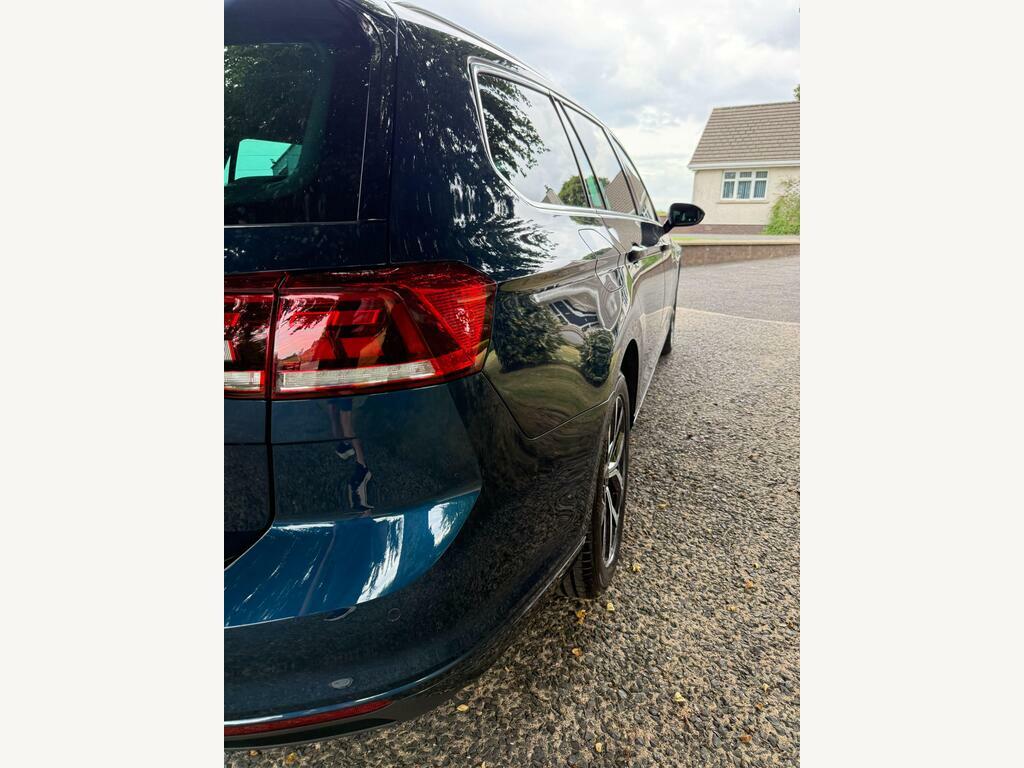 Volkswagen Passat Mk8 Facelift Est 1.5 Tsi 150Ps R-line Evo Grey #9