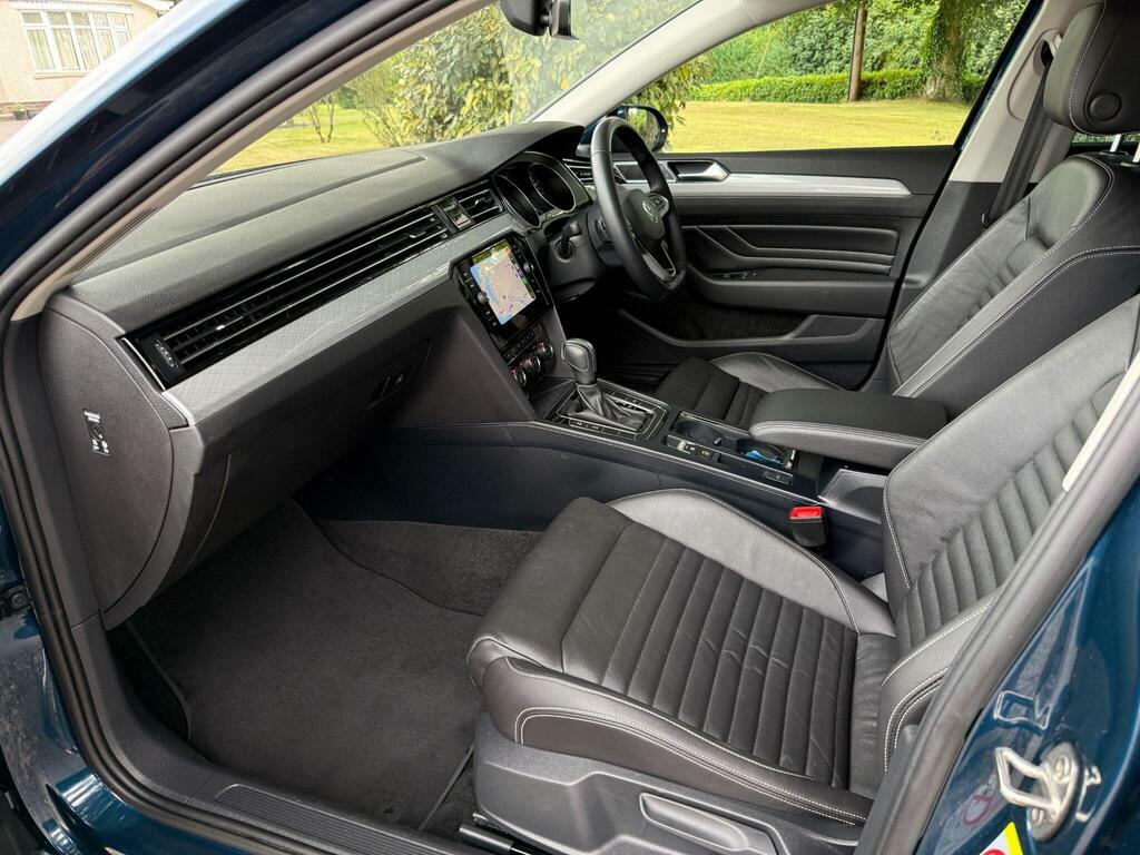 Volkswagen Passat Mk8 Facelift Est 1.5 Tsi 150Ps R-line Evo Grey #17