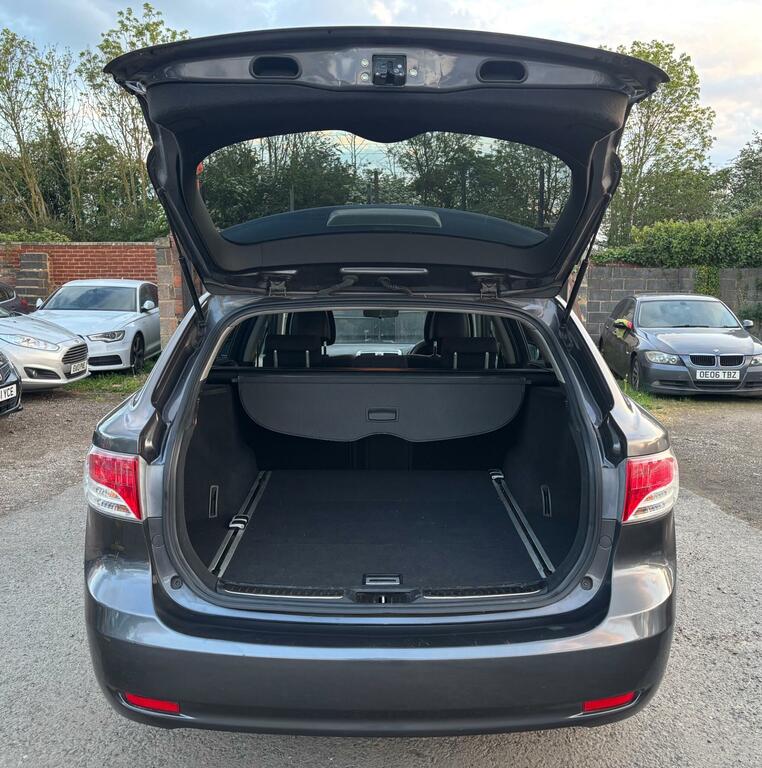 Toyota Avensis 2L T4 Grey #43