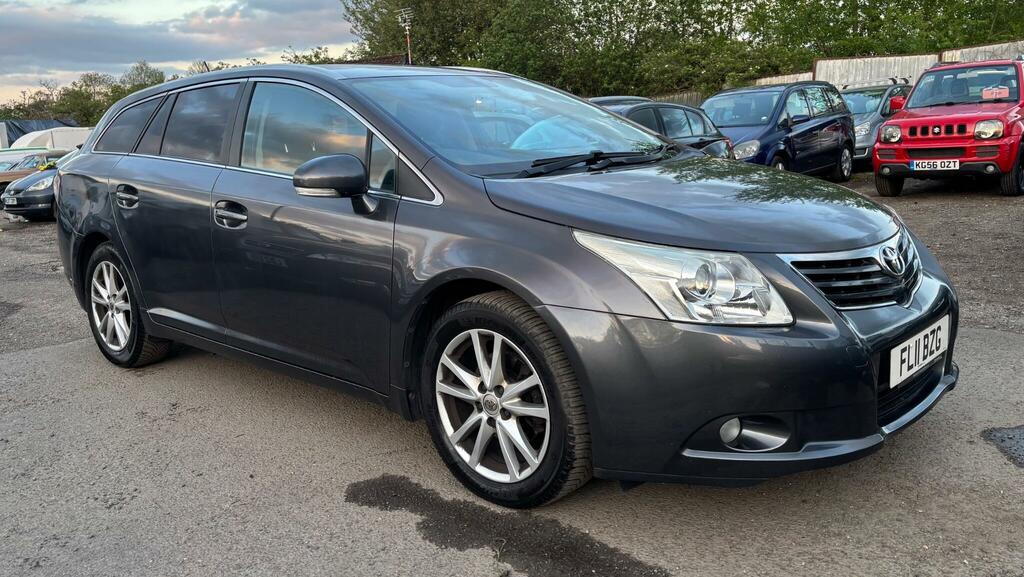 Toyota Avensis 2.0 D-4d Tr Tourer Euro 5 Grey