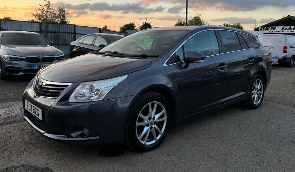 Toyota Avensis 2.0 D-4d Tr Tourer Euro 5 Grey #2