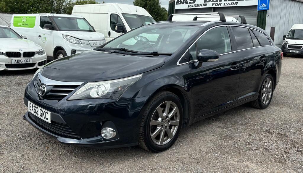 Toyota Avensis 2.0 D-4d T Spirit Tourer Euro 5 Grey #2