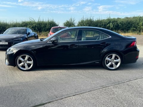 Lexus IS 2.5 300H Premier Black #6