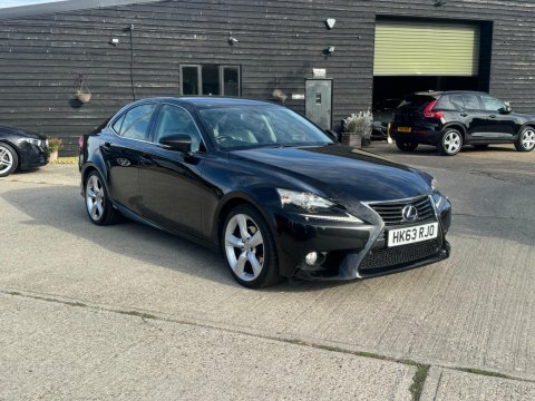 Lexus IS 2.5 300H Premier Black