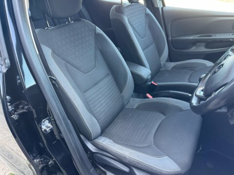 Renault Clio 0.9 Tce Dynamique Black