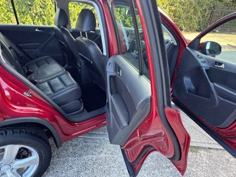 Volkswagen Tiguan 1.4 Tsi Bluemotion Tech Silver #4
