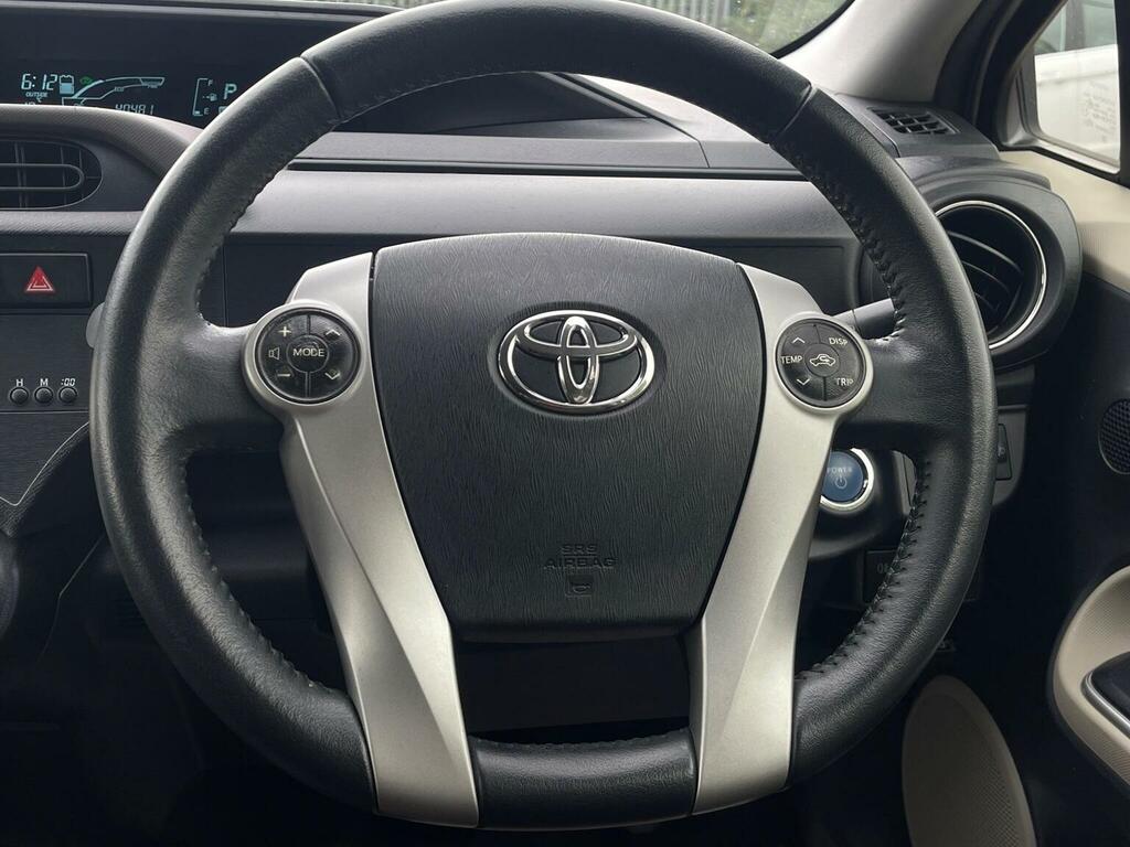 Toyota Aqua Auto White #17