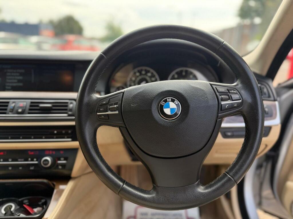 BMW 5 Series 2.0 520D Se Touring 181 Bhp Silver #31