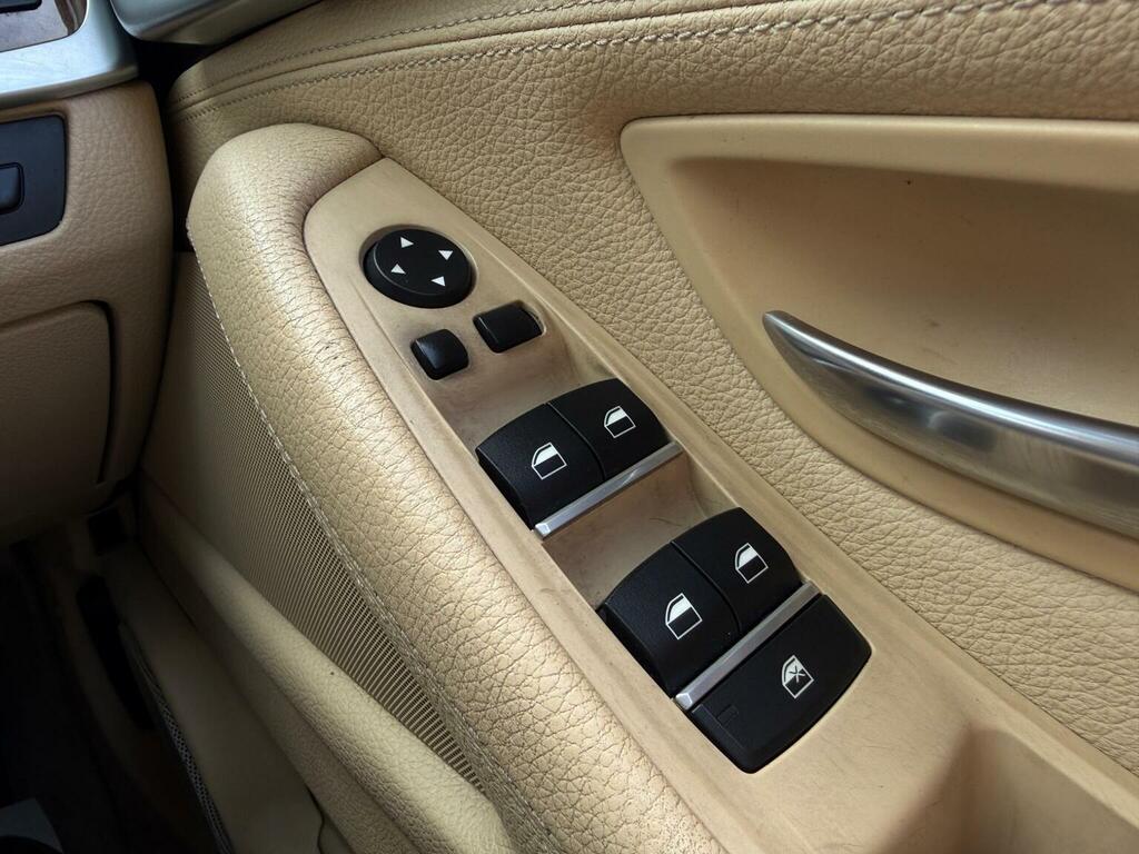 BMW 5 Series 2.0 520D Se Touring 181 Bhp Silver #38