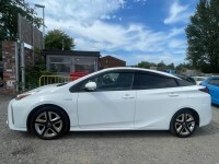 Toyota Prius Excel Tss 5-Door White #31