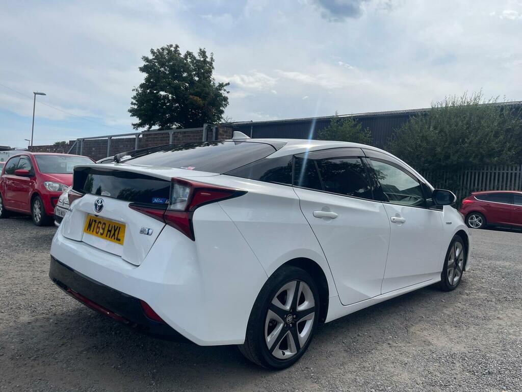 Toyota Prius 1.8 Vvt-h Business Edition Hatchback Hy White #6