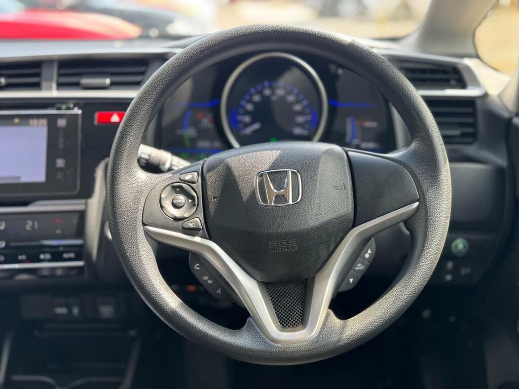 Honda Fit 1.5 Hybrid 201414 5 Seats Fresh Import, Fin White #20