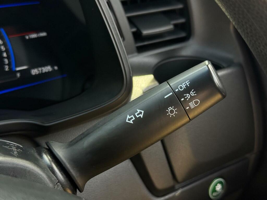 Honda Fit 1.5 Hybrid 201414 5 Seats Fresh Import, Fin White #26