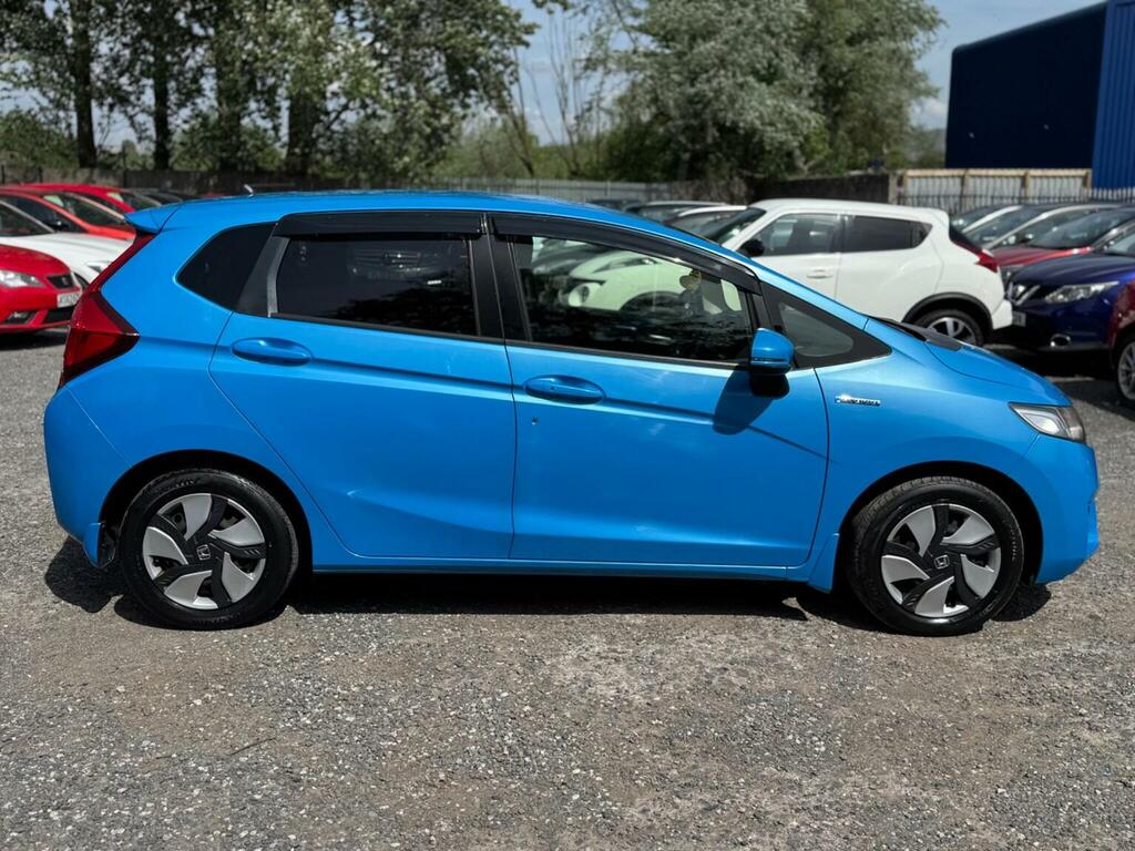 Honda Fit 1.5 Hybrid 201414 5 Seats Fresh Import, Fin White #8