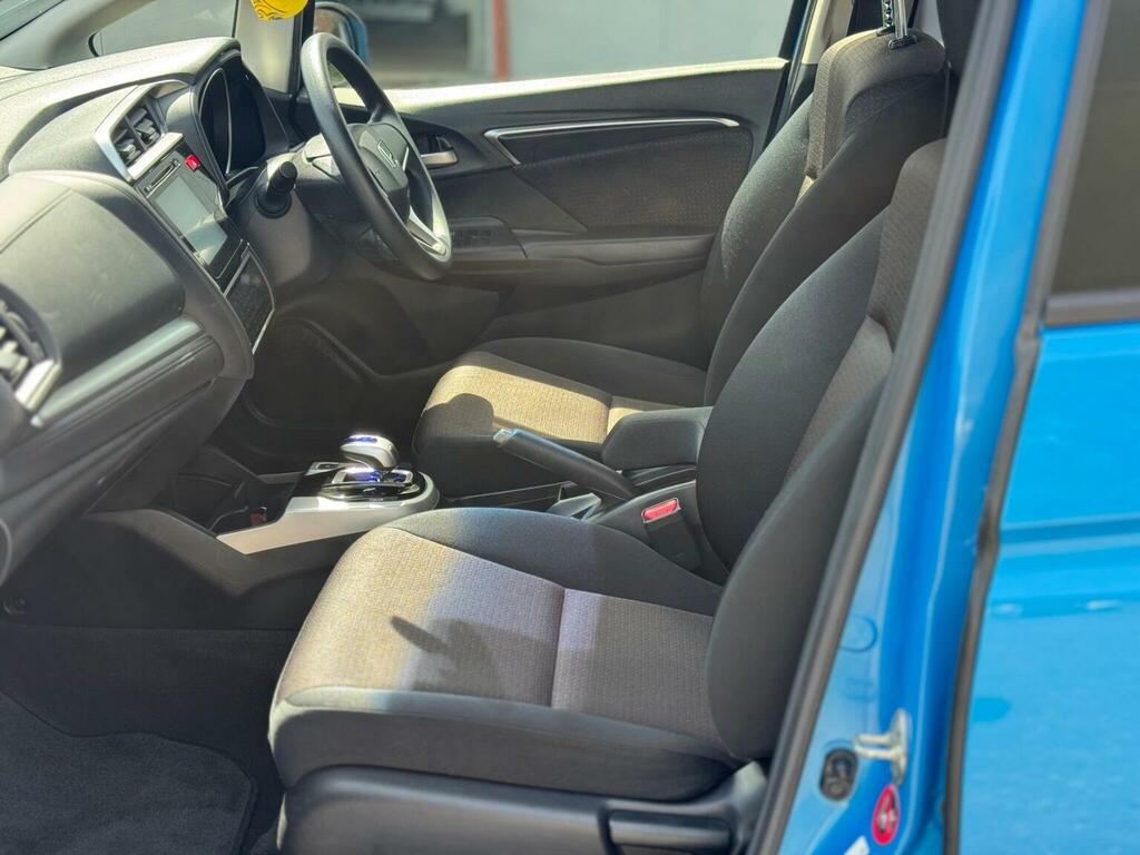 Honda Fit 1.5 Hybrid 201414 5 Seats Fresh Import, Fin White #15