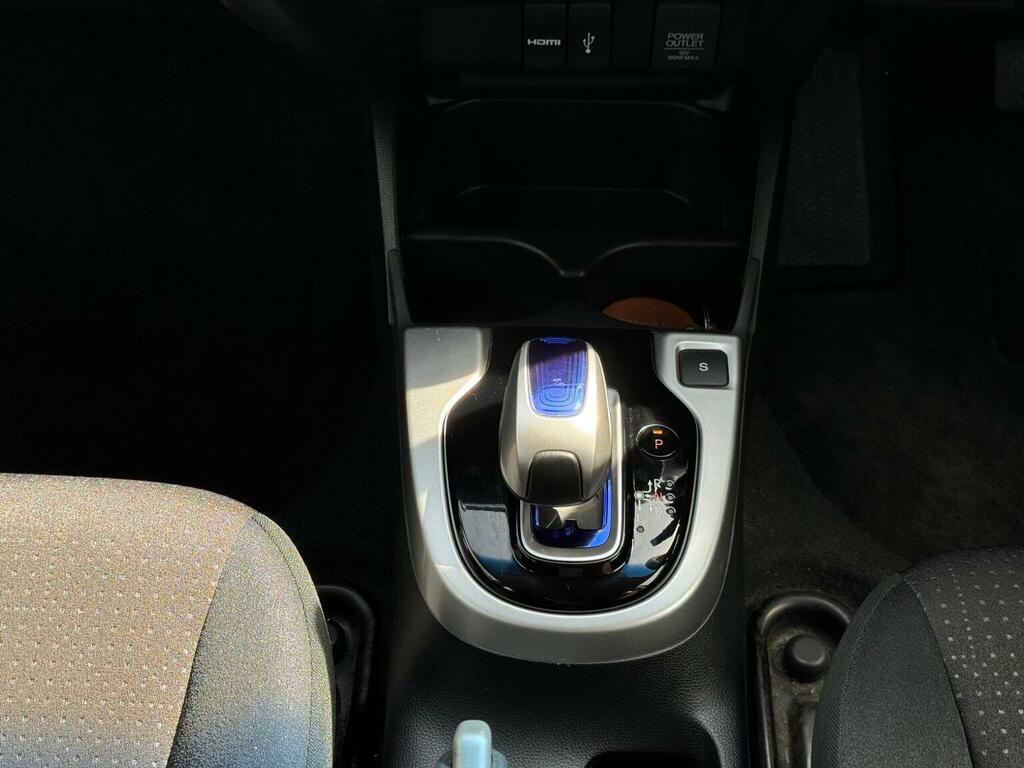 Honda Fit 1.5 Hybrid 201414 5 Seats Fresh Import, Fin White #23