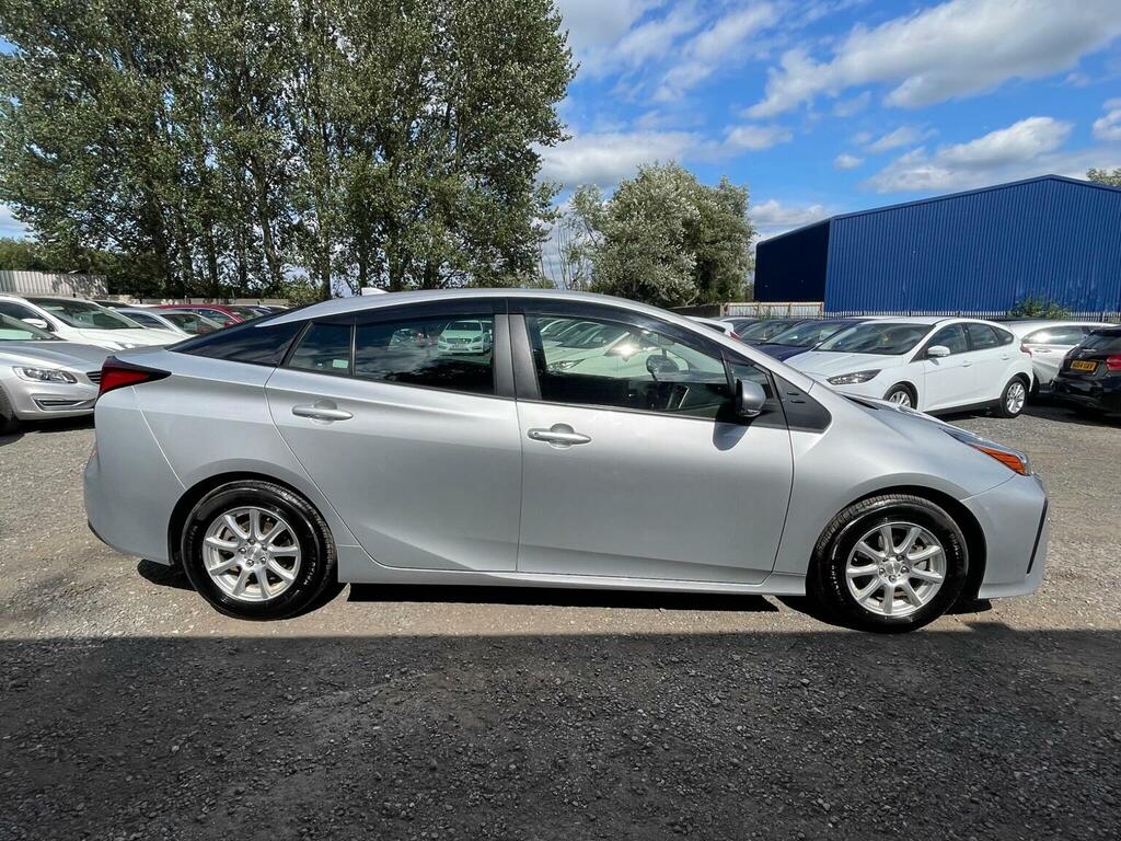 Toyota Prius 1.8 Vvti Excel Euro 6 Ss Cvt White #8