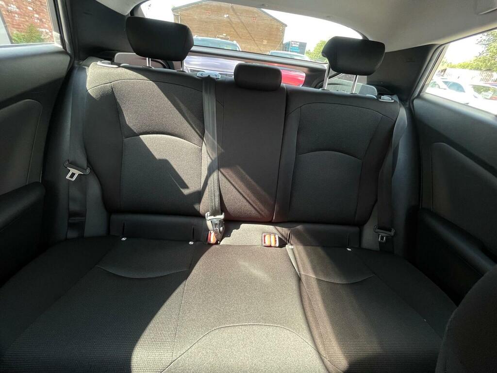 Toyota Prius 1.8 Vvti Excel Euro 6 Ss Cvt White #14