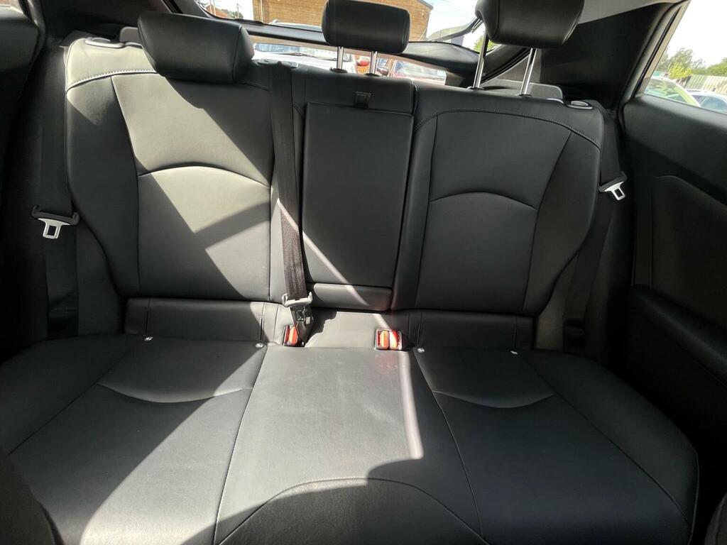 Toyota Prius 1.8 Vvt-i Excel Plug-in Hybrid Red #14