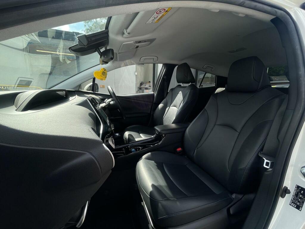 Toyota Prius 1.8 Vvt-i Excel Plug-in Hybrid Red #17