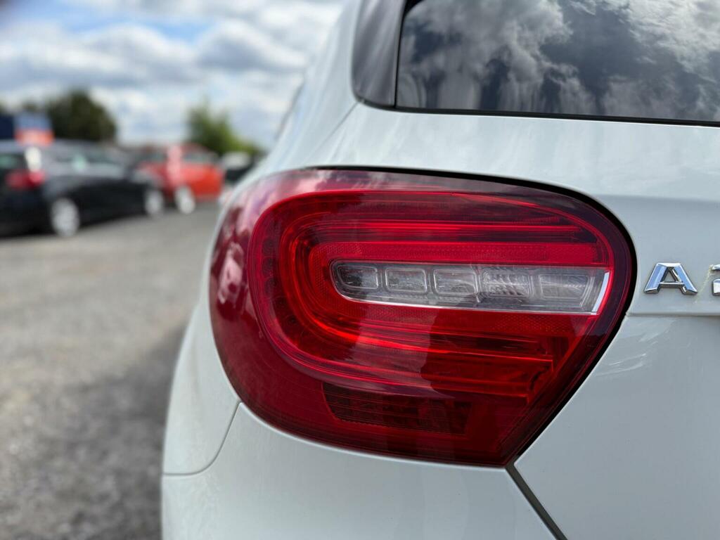 Mercedes-Benz A Class 1.6 A180 Sport 7G-dct Euro 6 Ss White #52