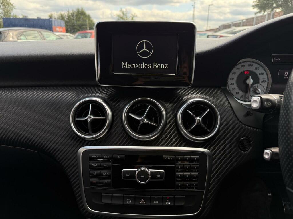 Mercedes-Benz A Class 1.6 A180 Sport 7G-dct Euro 6 Ss White #36