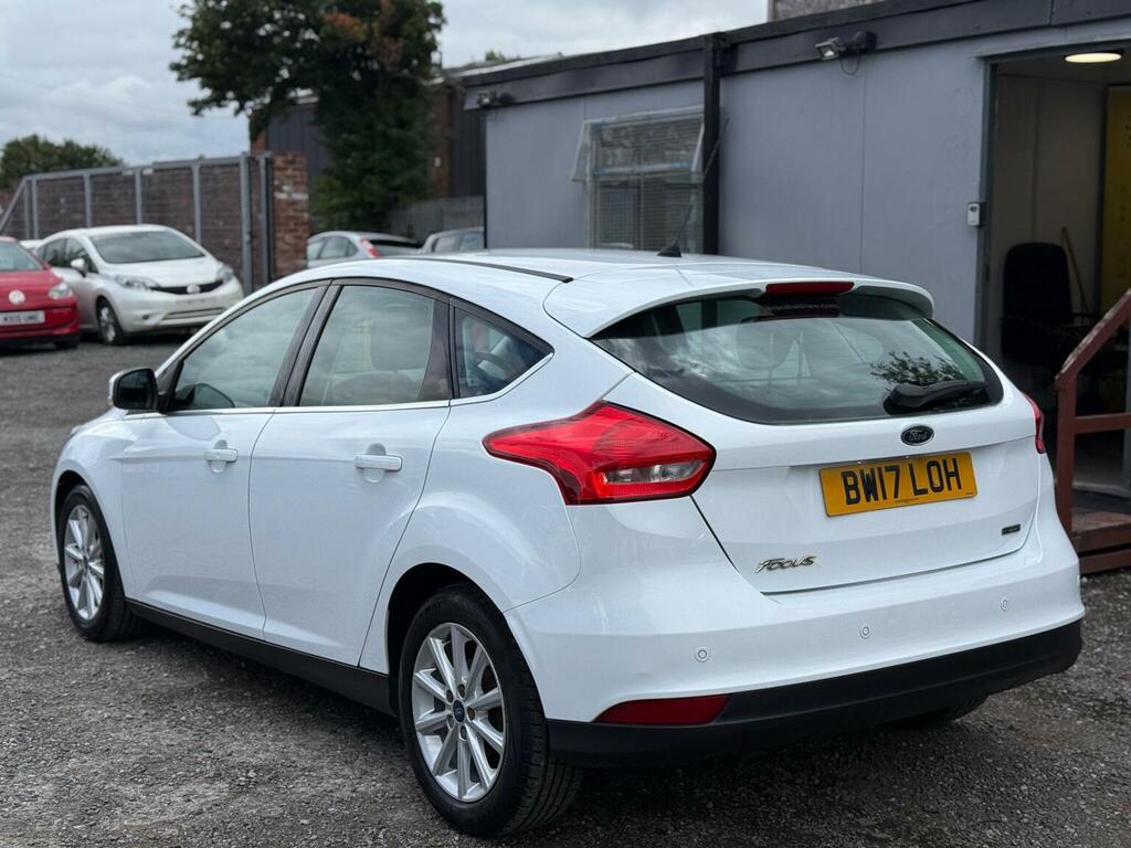 Ford Focus 1.0T Ecoboost Titanium Euro 6 Ss White #5