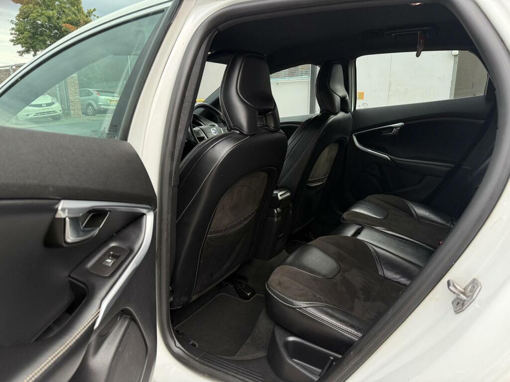 Volvo V40 1.6 T2 R Design Hatchback Euro 5 White #18