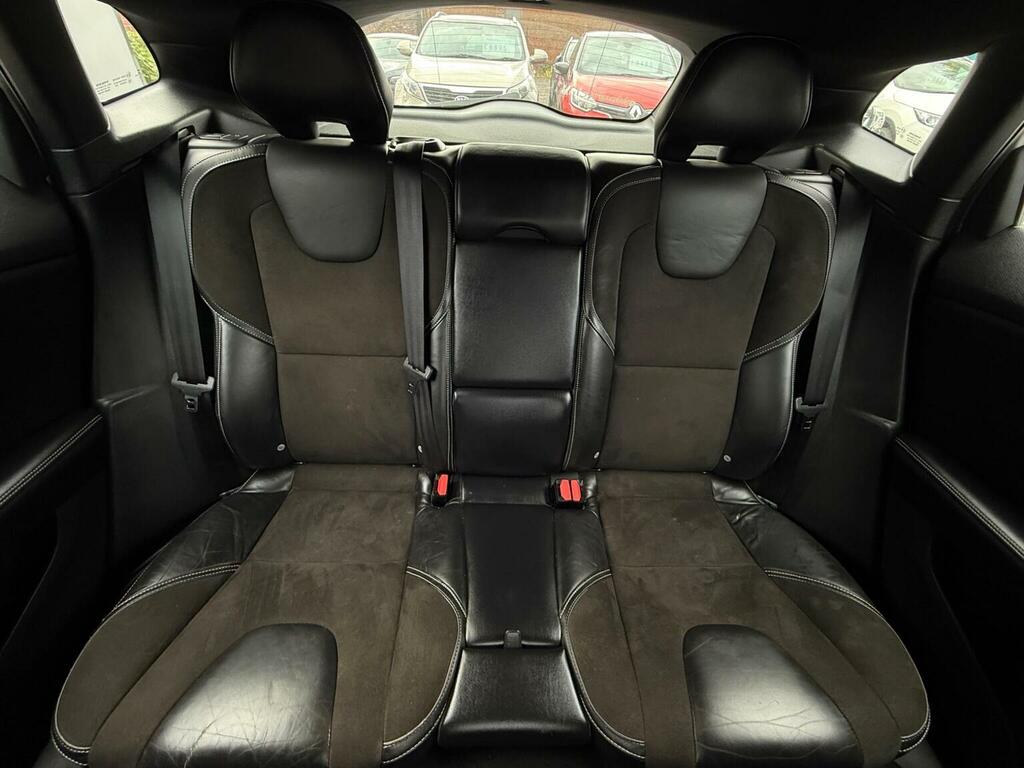 Volvo V40 1.6 T2 R Design Hatchback Euro 5 White #21