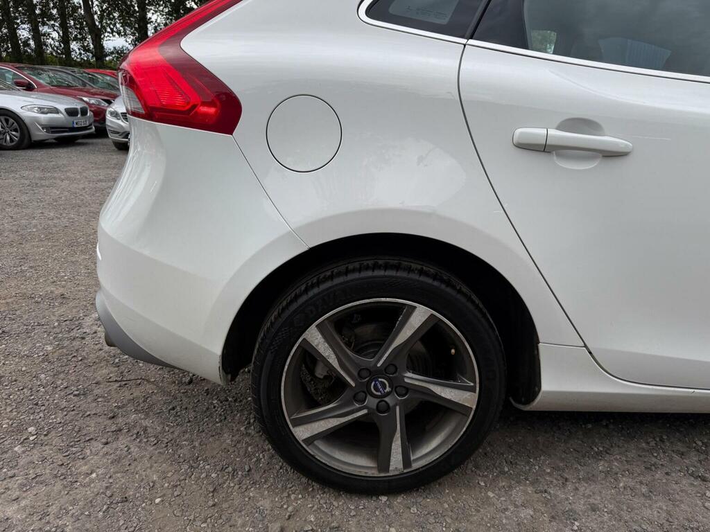 Volvo V40 1.6 T2 R Design Hatchback Euro 5 White #52