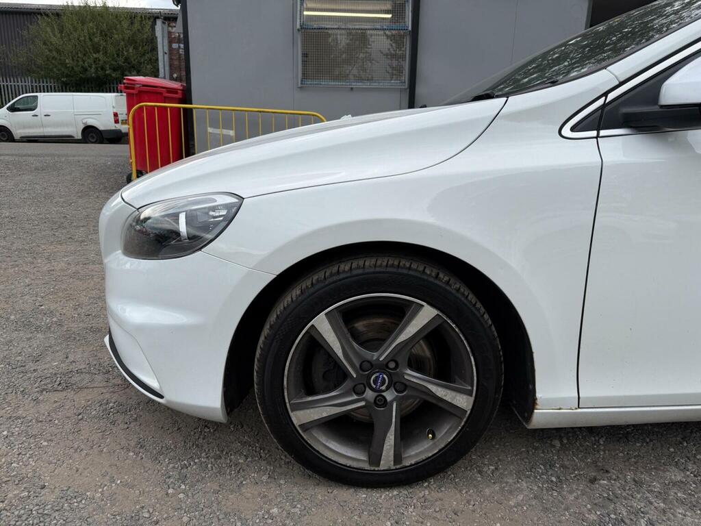 Volvo V40 1.6 T2 R Design Hatchback Euro 5 White #53