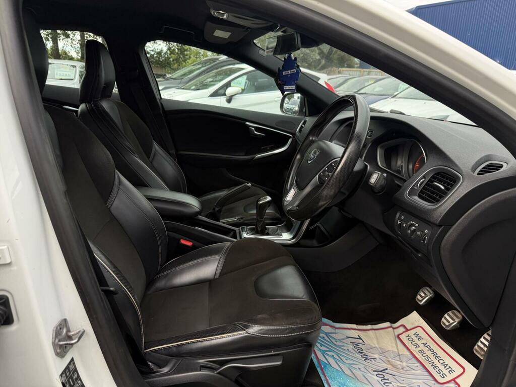 Volvo V40 1.6 T2 R Design Hatchback Euro 5 White #12