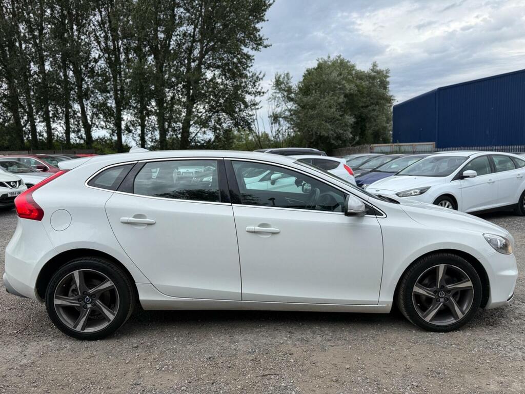 Volvo V40 1.6 T2 R Design Hatchback Euro 5 White #9