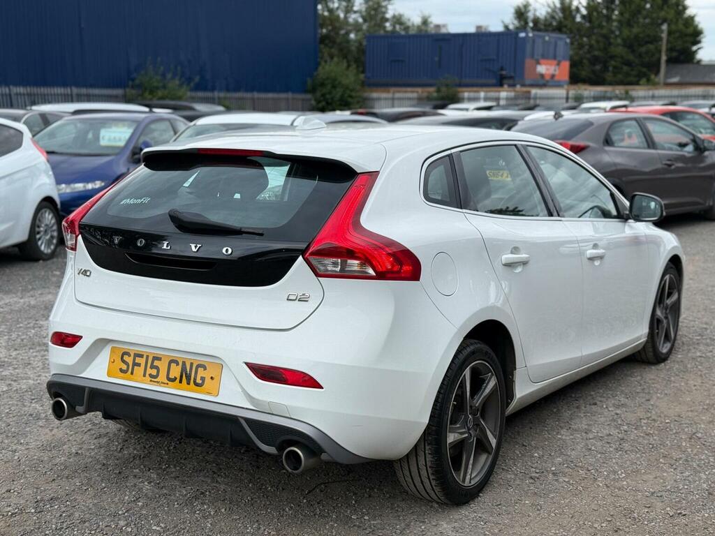 Volvo V40 1.6 T2 R Design Hatchback Euro 5 White #8