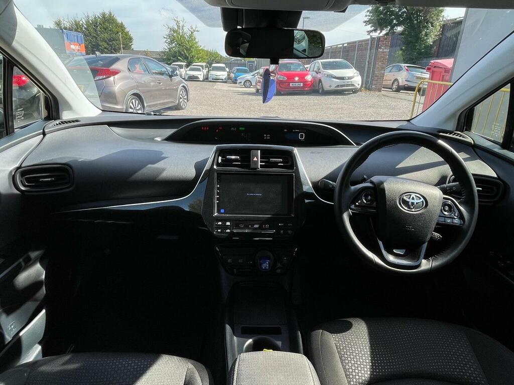 Toyota Prius 1.8 Vvt-h Gpf Business Edition Hatchback Petro White #17