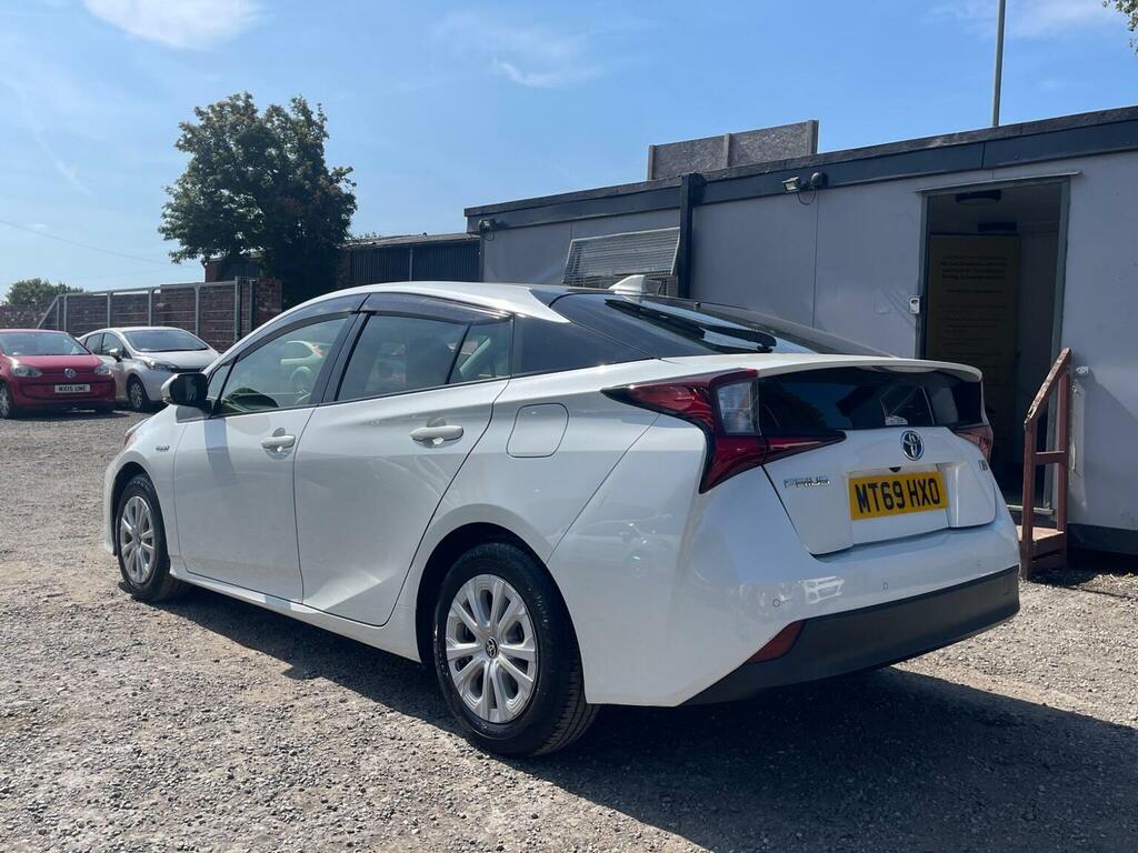 Toyota Prius 1.8 Vvt-h Active Cvt Euro 6 Ss White #5