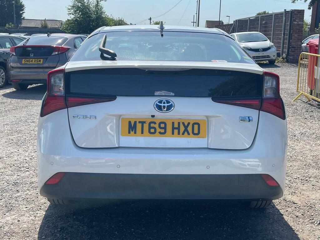 Toyota Prius 1.8 Vvt-h Active Cvt Euro 6 Ss White #6
