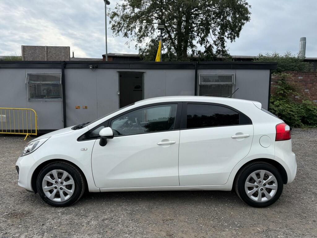 Kia RIO 1.25 1 Air Euro 5 White #4