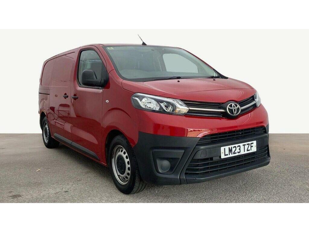 Toyota PROACE Panel Van 1.5D Active Medium Panel Van Mwb Euro 6 Red