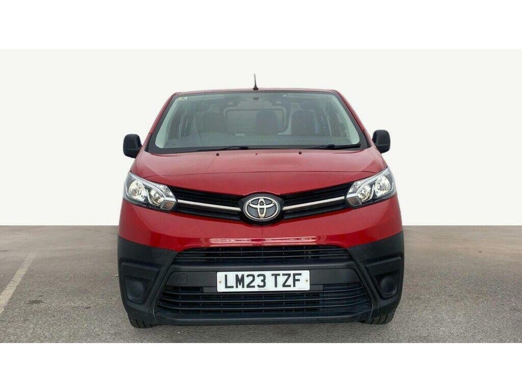 Toyota PROACE Panel Van 1.5D Active Medium Panel Van Mwb Euro 6 LM23TZF Red #2