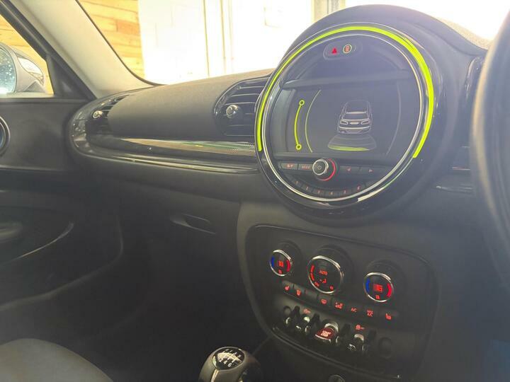 Mini Clubman 1.5 Cooper 134 Bhp Orange #22
