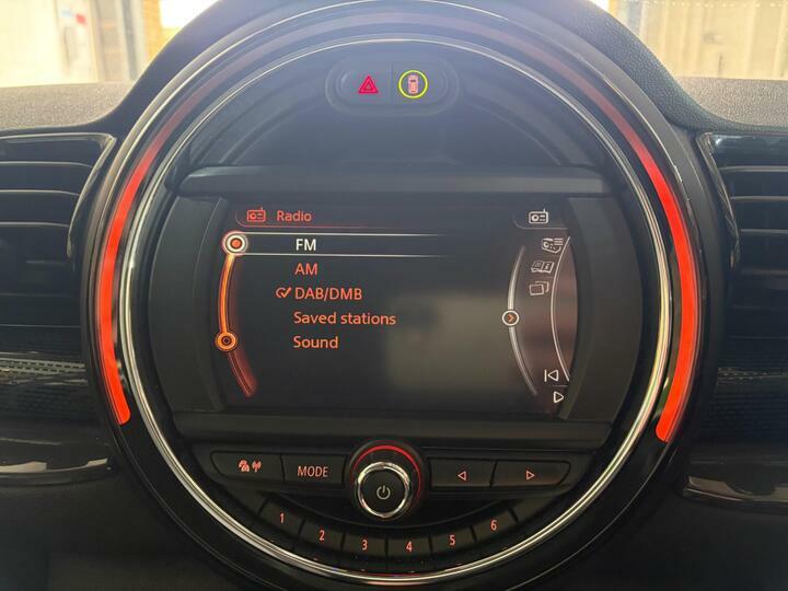 Mini Clubman 1.5 Cooper 134 Bhp Orange #54