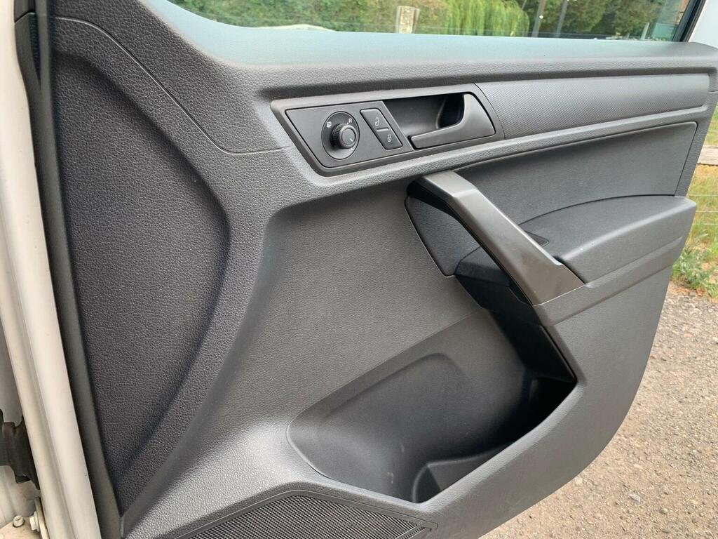 Volkswagen Caddy 2020 2.0 Tdi Beechwood Swamper Edition Crew Van Do White #62