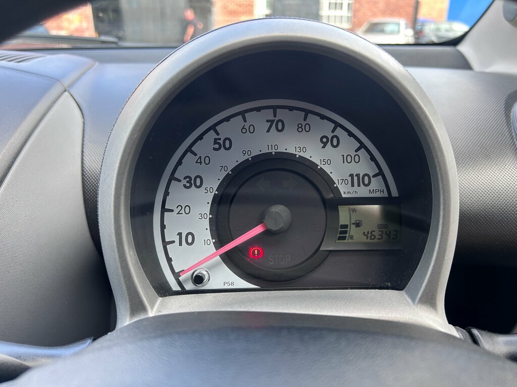 Toyota Aygo 1.0 Vvt-i Hatchback Euro 4 67 Grey #6
