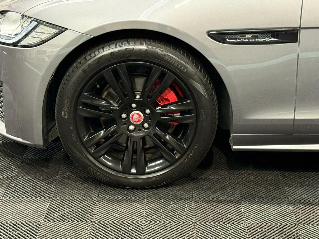 Jaguar XF 2L R-sport Grey #19