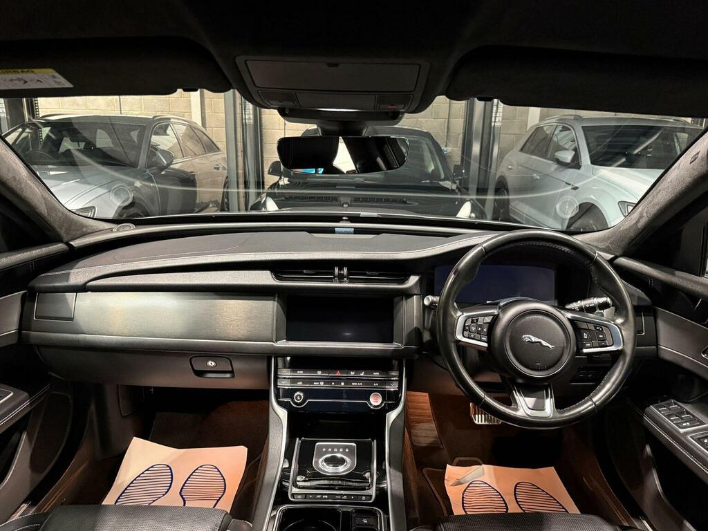 Jaguar XF 2L R-sport Grey #28