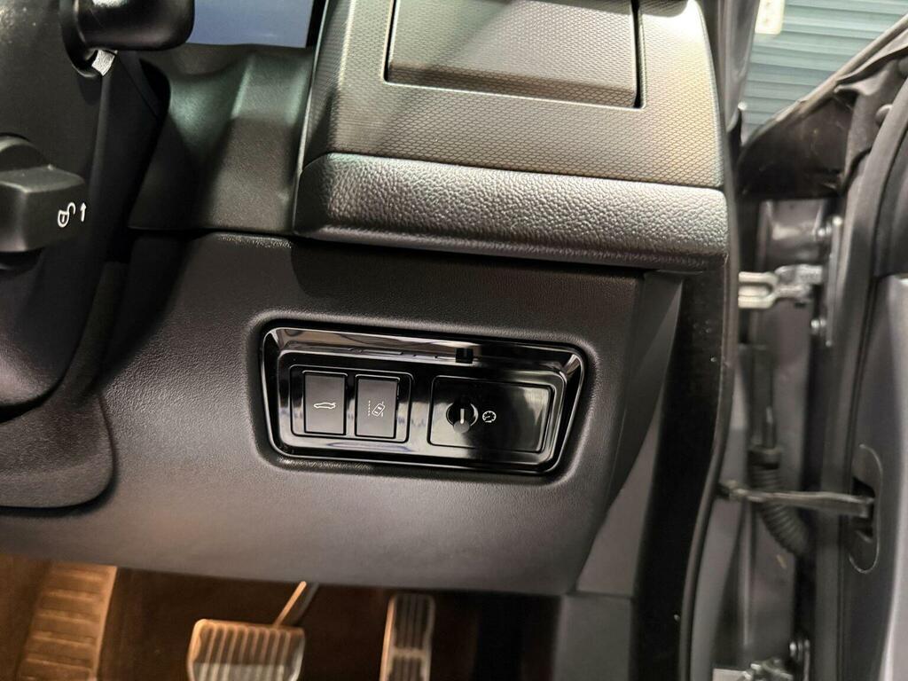 Jaguar XF 2L R-sport Grey #40