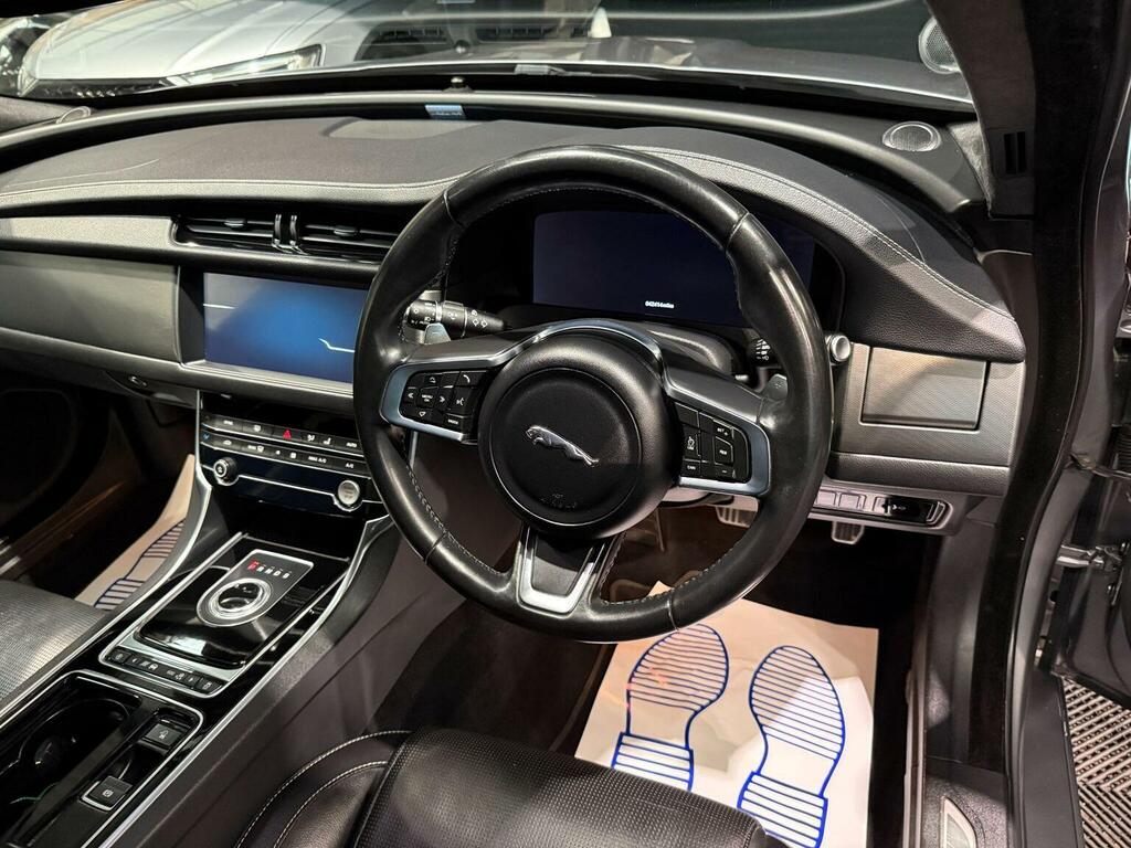 Jaguar XF 2L R-sport Grey #22